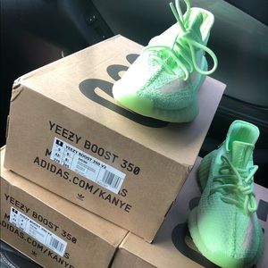 Yezzy 350/V2 -Glow in the Dark !Clean